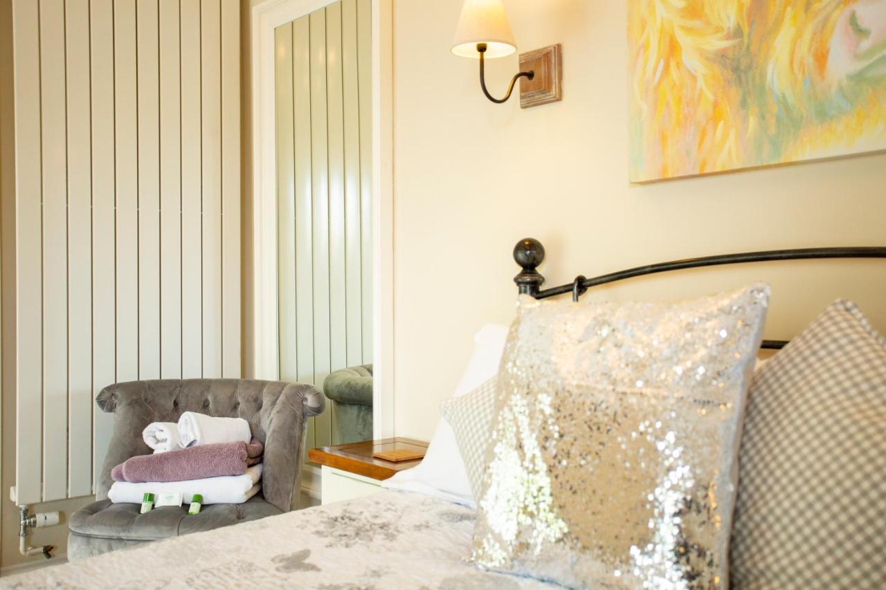 Redhill  Accommodation Bristol Airport מראה חיצוני תמונה